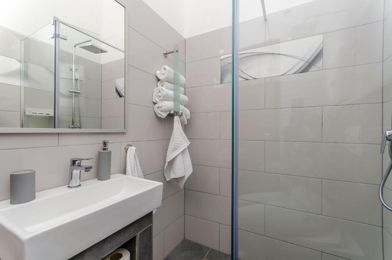 Apartments Marina Трогир Экстерьер фото